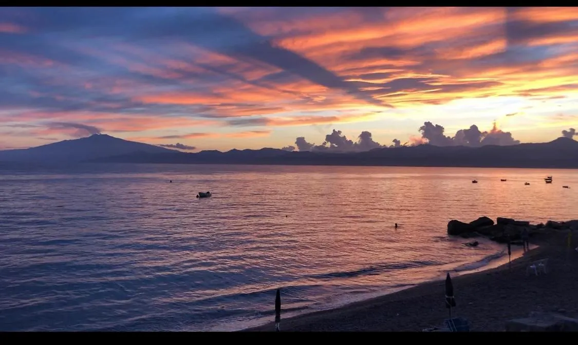 Bed & Breakfast Bahiaincantata B&B Reggio Calabria Lazzaro