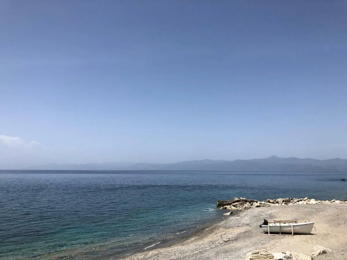 Bahiaincantata B&B Reggio Calabria Lazzaro 3*,  Italy